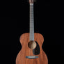 Martin 000-17