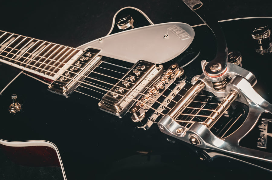 Gretsch G6128T Players Edition Jet DS with Bigsby - Black