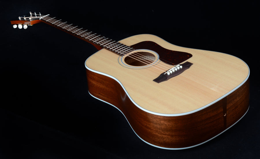 Guild USA D-40 Standard - Natural