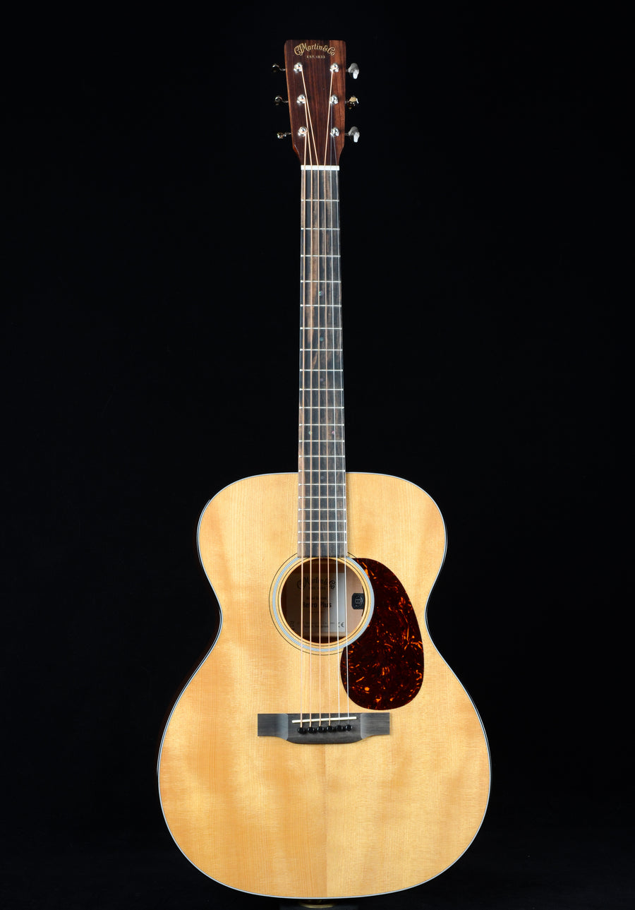 Martin 000E Retro Plus Mahogany