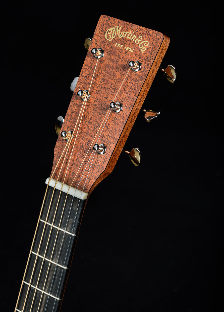 Martin 000 Jr E Jeff Tweedy - New for 2025!