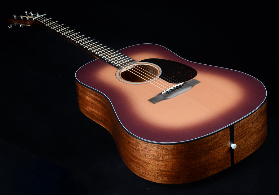 Martin D-18 - Satin Amberburst