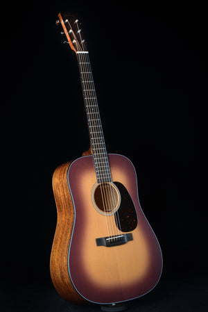 Martin D-18 - Satin Amberburst