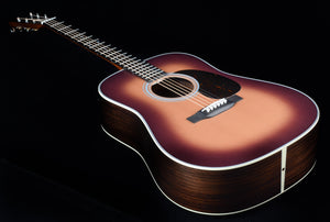 Martin D-28 - Satin Amberburst