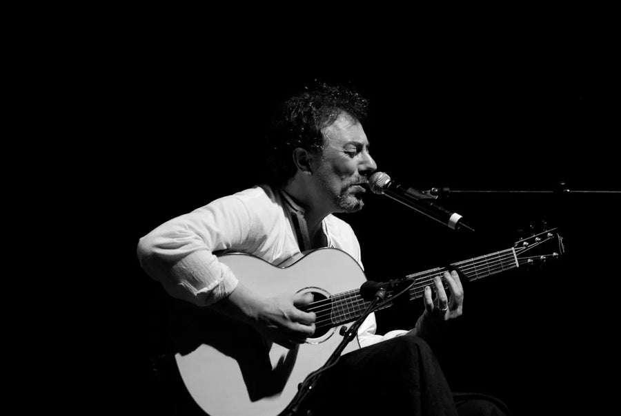 Harry's Guitar Shop Presents an Evening With Pierre Bensusan