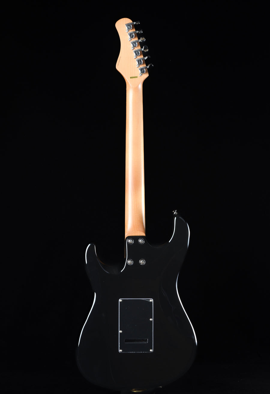 Tagima Classic Series T-640 Super HSS - Black with Black Pickguard