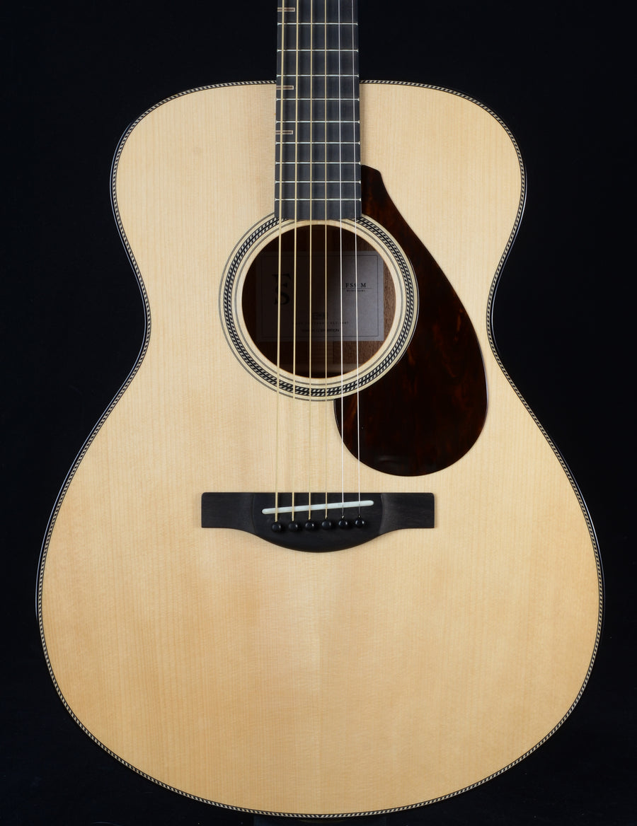 Yamaha FS9 M - Adirondack Spruce/Mahogany