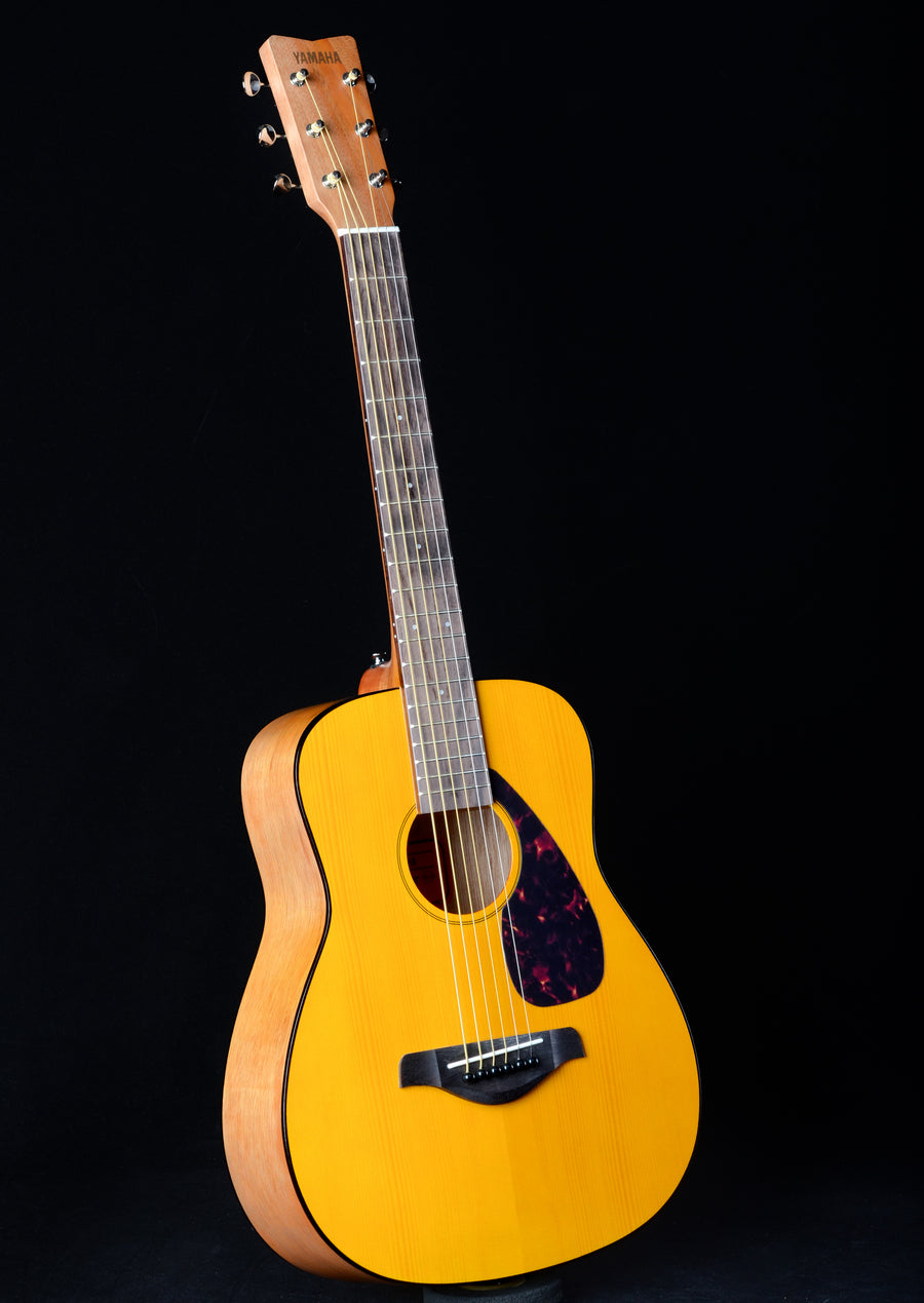 Yamaha JR1 3/4-Scale Mini Folk Guitar