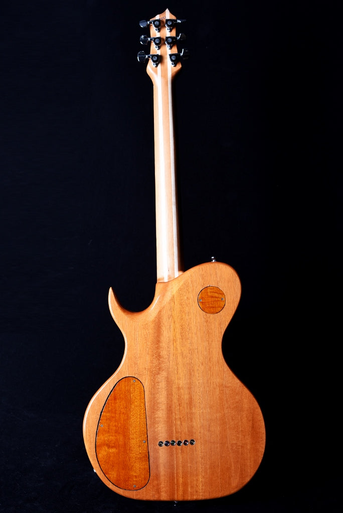 Dineen Raeven - Trans Red